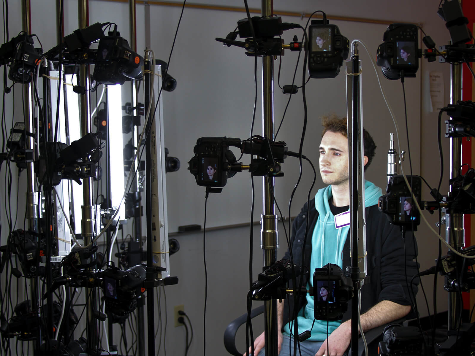 A DigiPen student gets their face scanned by Undead Labs’ photogrammetry rig.