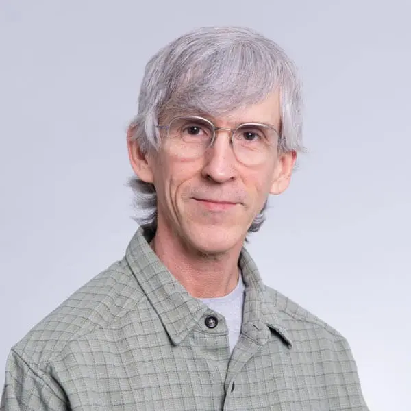 Headshot of Associate Professor Dan Daly